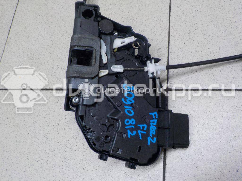 Фото Замок двери передней левой  LR011277 для Land Rover Freelander / Range Rover / Discovery {forloop.counter}}