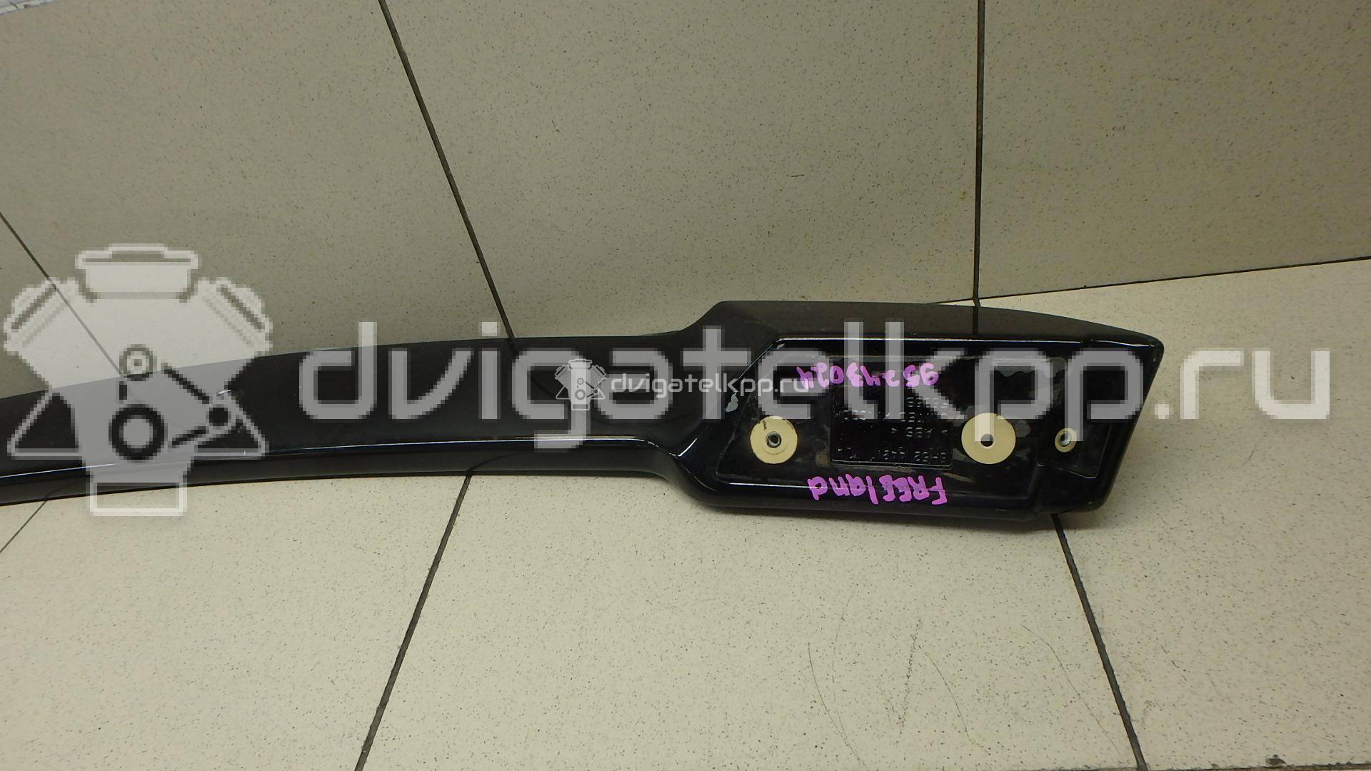 Фото Спойлер (дефлектор) багажника  LR002464 для Land Rover Freelander {forloop.counter}}