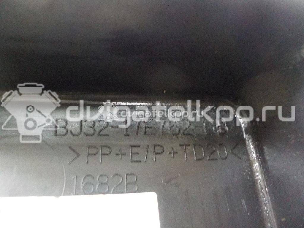 Фото Направляющая переднего бампера правая  LR036189 для Land Rover Range Rover {forloop.counter}}