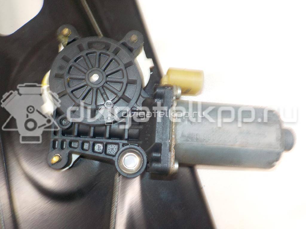 Фото Стеклоподъемник электр. задний левый  CVH500110 для Land Rover Range Rover {forloop.counter}}