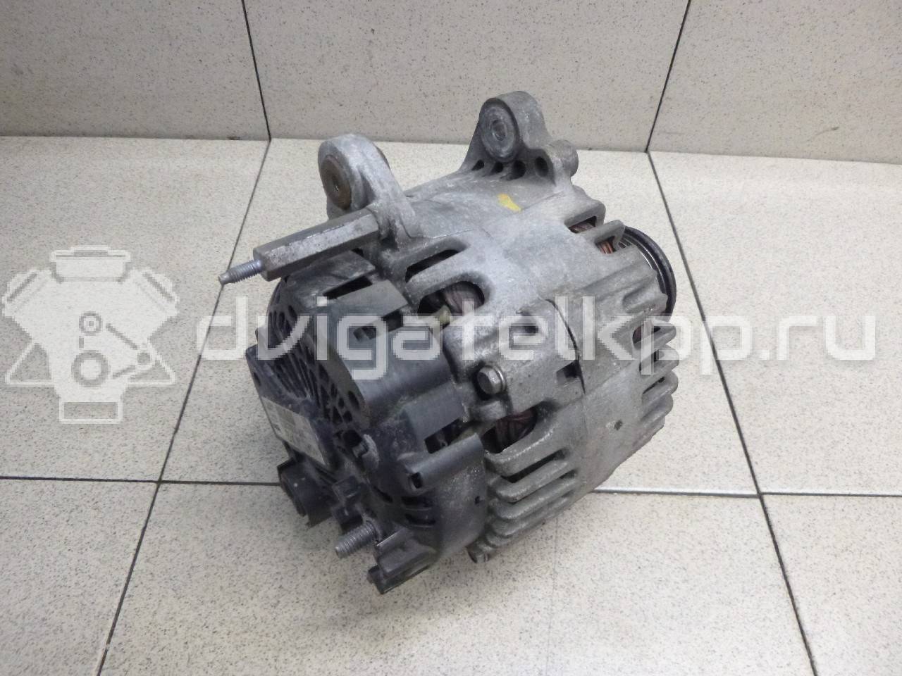 Фото Генератор  06F903023HX для Skoda Roomster 5J / Octaviaii 1Z3 / Yeti 5L / Fabia / Octavia {forloop.counter}}