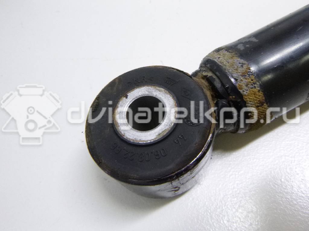 Фото Амортизатор задний  8200953294 для Renault Sandero Stepway / Logan {forloop.counter}}