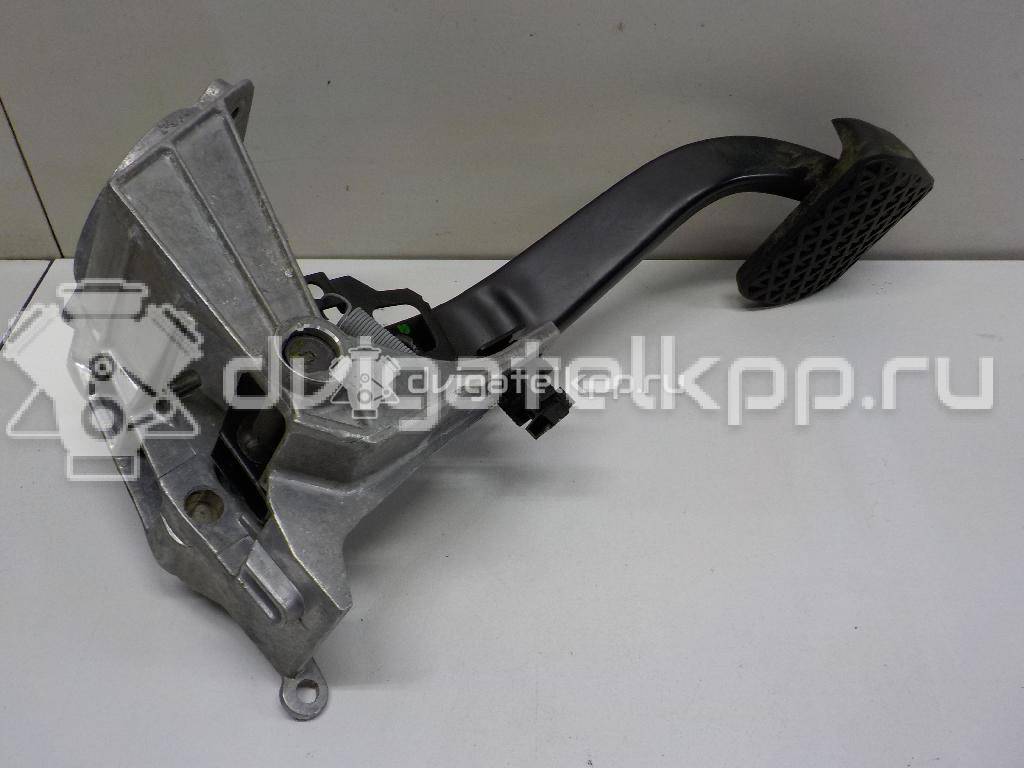 Фото Датчик включения стопсигнала  61316967601 для mercedes benz A180/200/250 W176 {forloop.counter}}