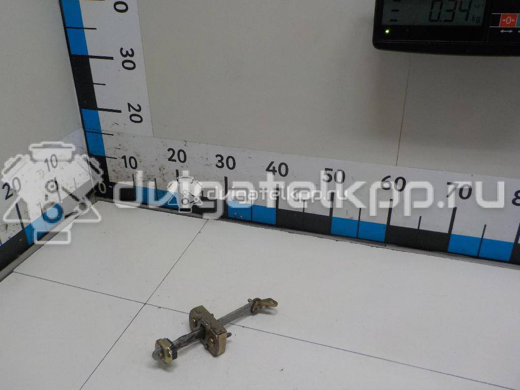 Фото Ограничитель двери  9017200716 для mercedes benz Sprinter (901-905)/Sprinter Classic (909) {forloop.counter}}