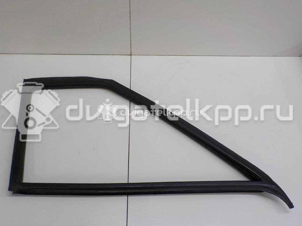 Фото Уплотнитель форточки левой  9017250120 для mercedes benz Sprinter (901-905)/Sprinter Classic (909) {forloop.counter}}