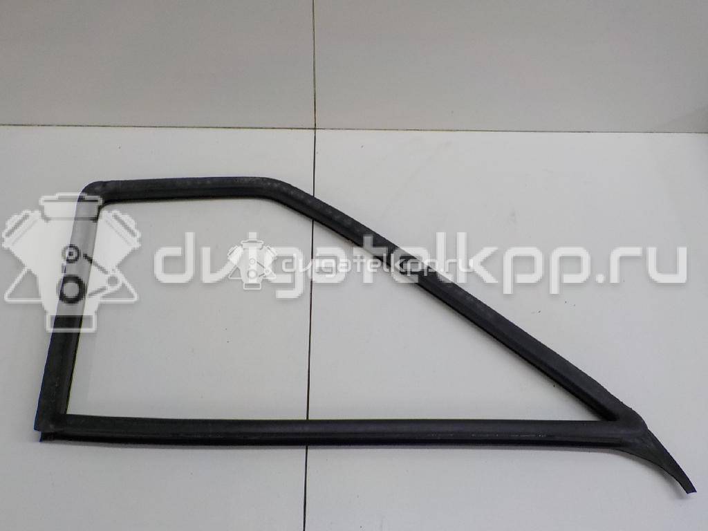 Фото Уплотнитель форточки правой  9017250220 для mercedes benz Sprinter (901-905)/Sprinter Classic (909) {forloop.counter}}