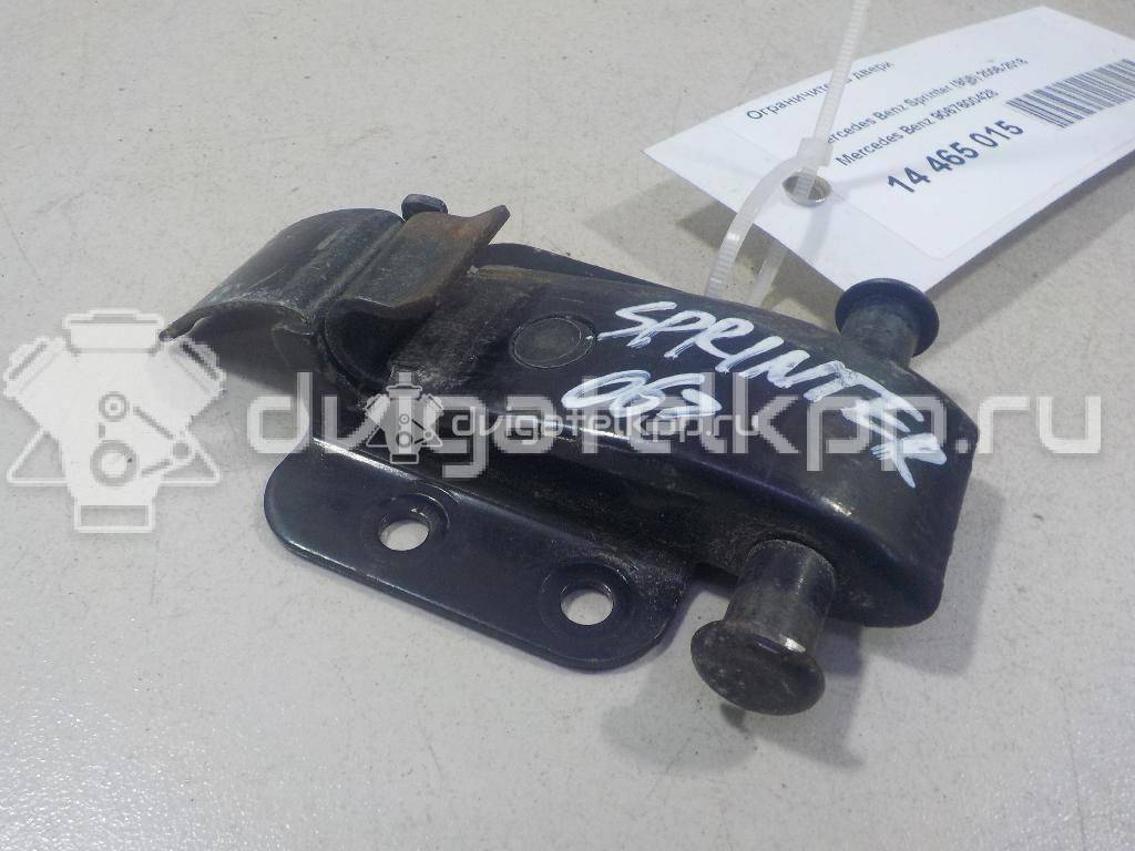 Фото Ограничитель двери  9067600428 для mercedes benz Sprinter (906) {forloop.counter}}