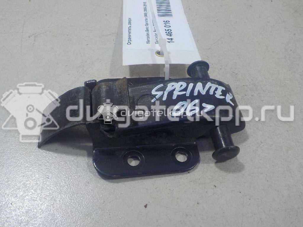 Фото Ограничитель двери  9067600428 для mercedes benz Sprinter (906) {forloop.counter}}