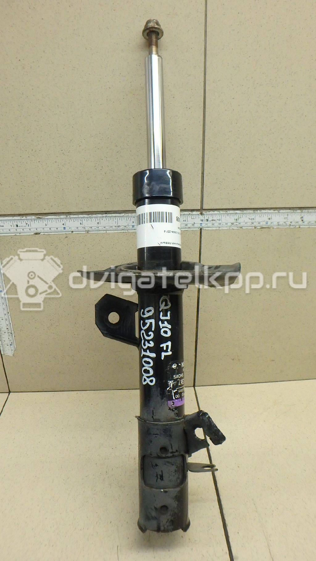 Фото Амортизатор передний левый  E4303JD04A для Nissan Qashqai / X-Trail {forloop.counter}}