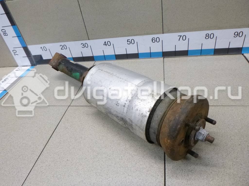 Фото Амортизатор передний  LR018398 для Land Rover Discovery {forloop.counter}}
