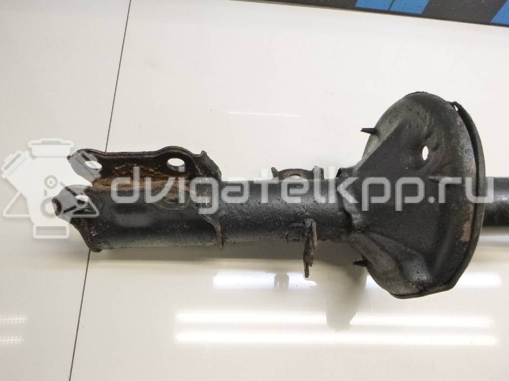 Фото Амортизатор передний левый  546501C300 для Hyundai S Coupe Slc / Getz Tb / Accent / Matrix Fc / Elantra {forloop.counter}}
