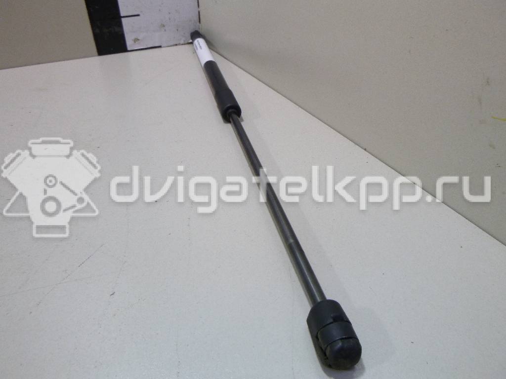 Фото Амортизатор двери багажника  8200735264 для Renault Sandero Stepway / Logan {forloop.counter}}