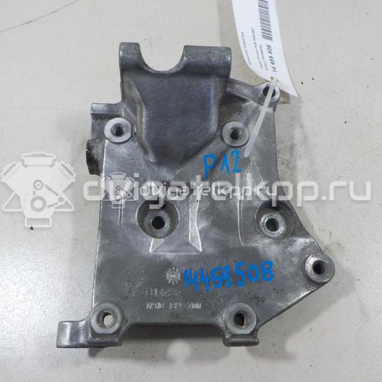 Фото Кронштейн генератора  11910bm700 для Nissan Sunny / Bluebird / Avenir / Primera / Almera