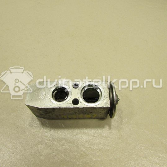 Фото Клапан кондиционера  922006n205 для Nissan Qashqai / X-Trail / 370 Z Z34 / Gt-R R35