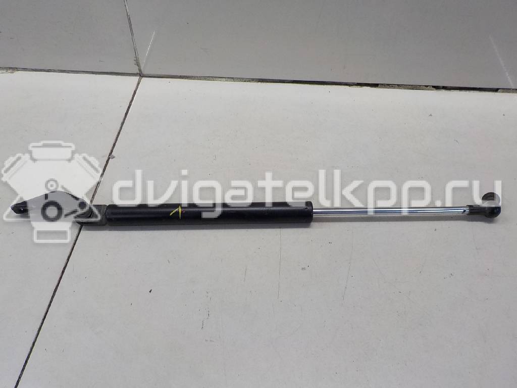 Фото Амортизатор двери багажника  90451el00a для Nissan Tiida {forloop.counter}}