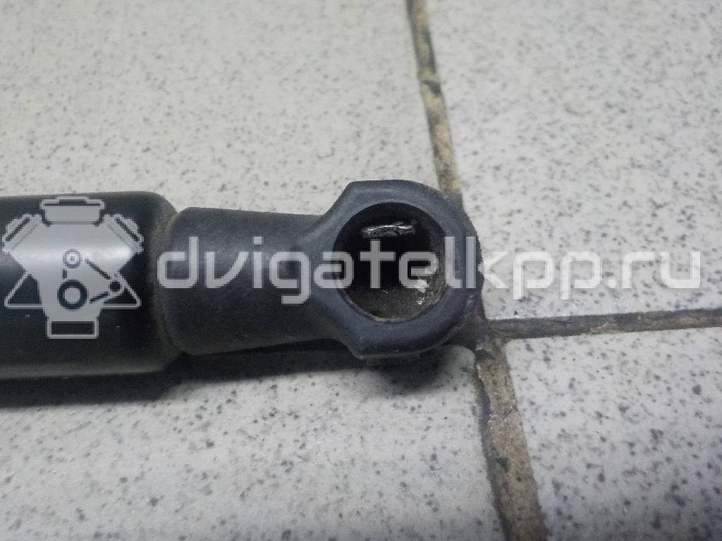 Фото Амортизатор двери багажника  90450EY10A для Nissan Qashqai {forloop.counter}}
