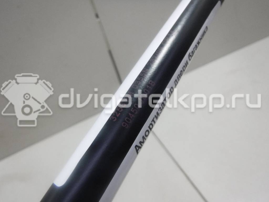 Фото Амортизатор двери багажника  90450JD01B для Nissan Qashqai {forloop.counter}}