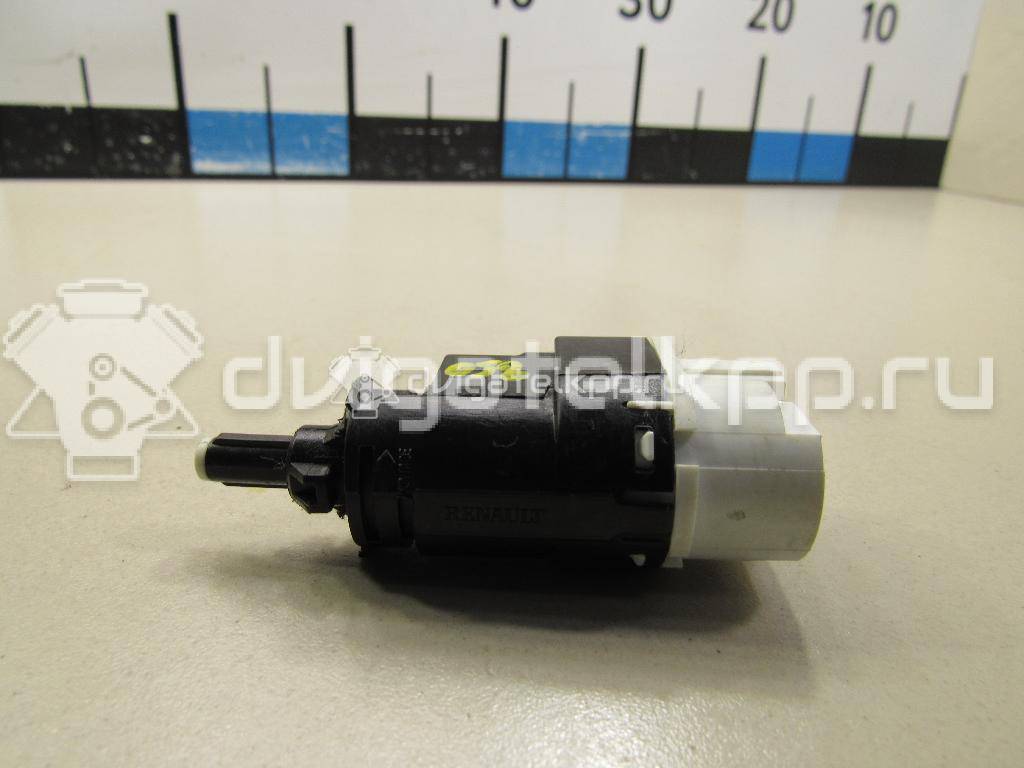 Фото Датчик включения стопсигнала  253206170R для nissan Almera (G15) {forloop.counter}}