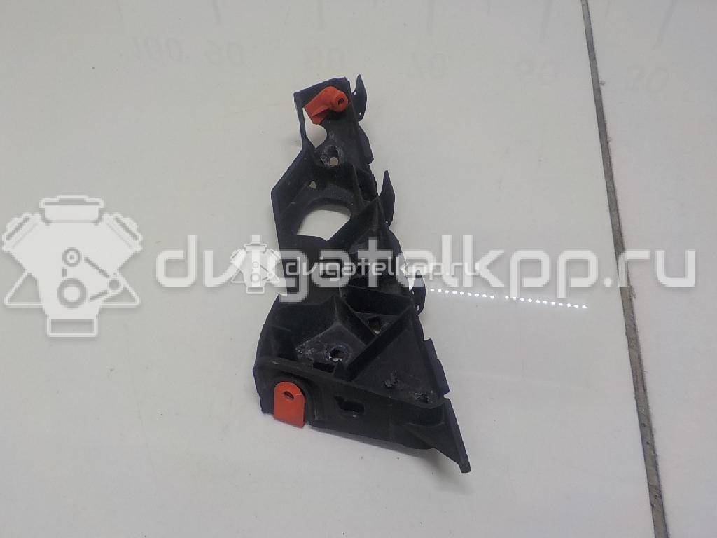 Фото Направляющая переднего бампера правая  13179961 для Opel Corsa {forloop.counter}}