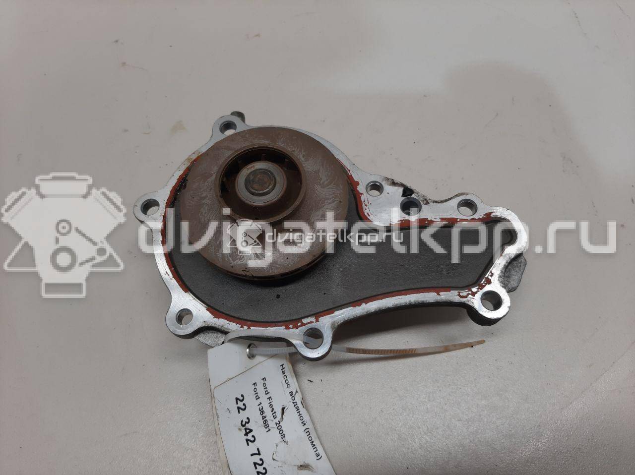 Фото Насос водяной (помпа)  1364681 для peugeot 2008 {forloop.counter}}