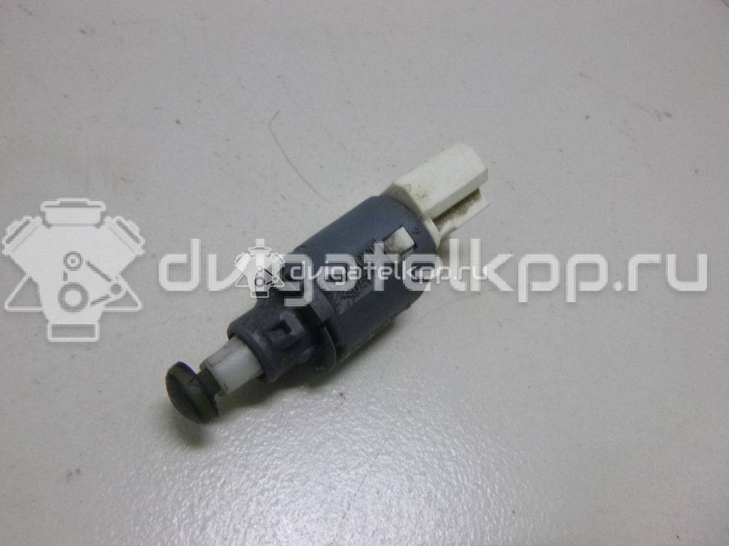Фото Датчик включения стопсигнала  8200168238 для Renault Wind E4M / Modus Grand F Jp0 / Megane / Master / Clio {forloop.counter}}