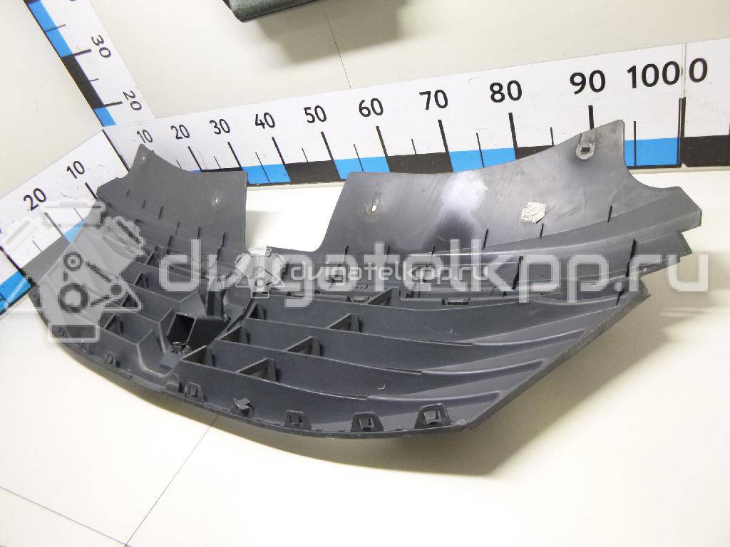 Фото Решетка радиатора  8200752748 для Renault Logan {forloop.counter}}