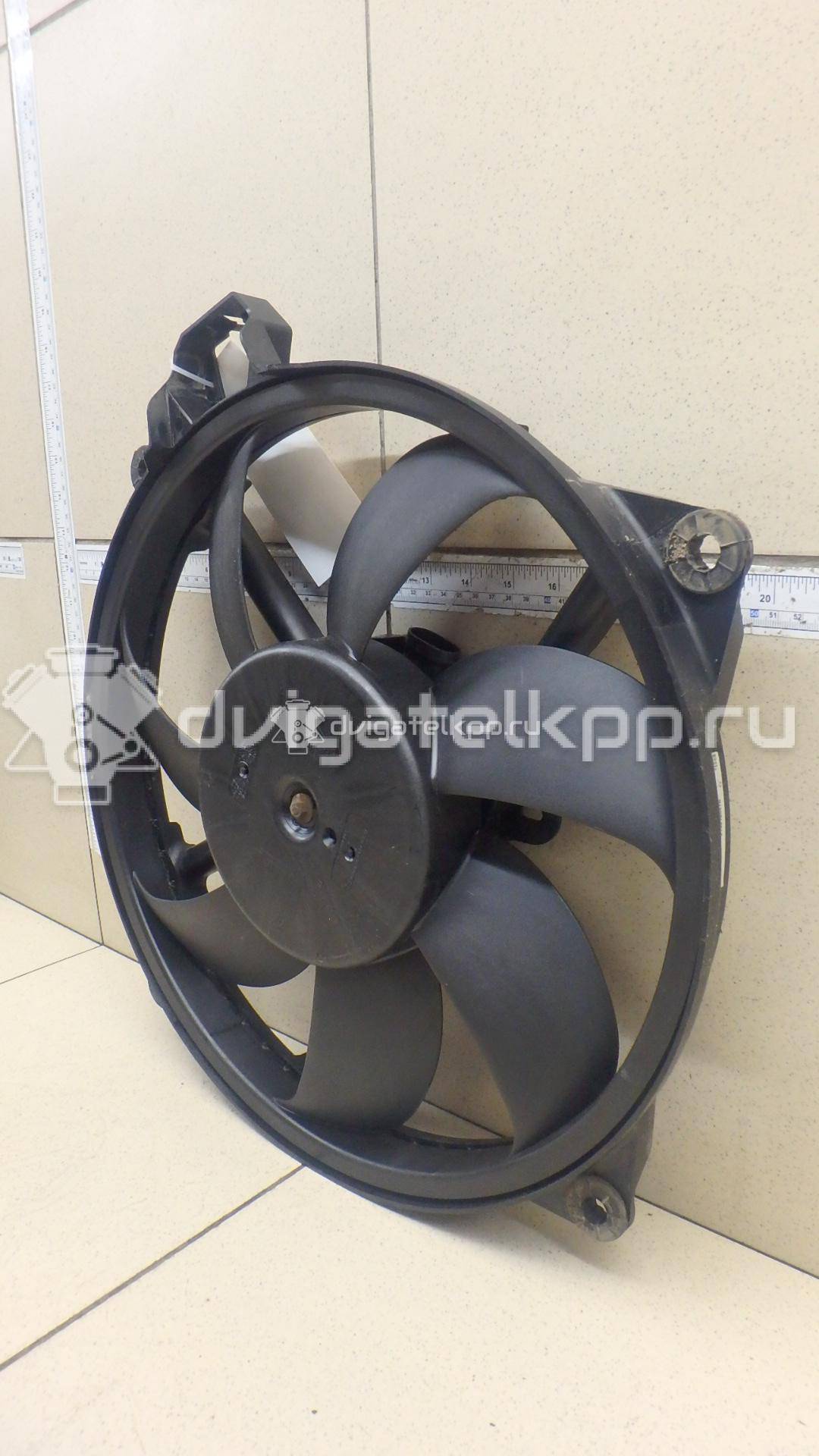 Фото Вентилятор радиатора  214819037R для Renault Scénic / Fluence L30 / Megane {forloop.counter}}