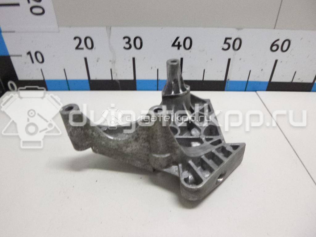 Фото Кронштейн опоры двигателя  06F199207Q для seat Altea {forloop.counter}}