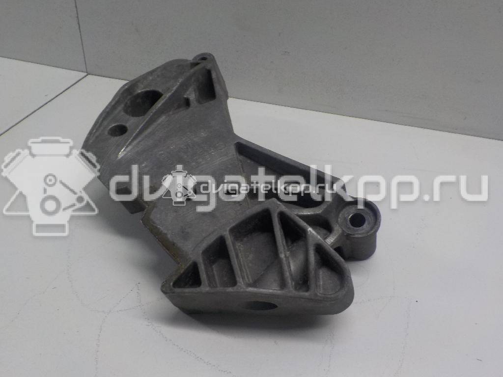 Фото Кронштейн двигателя правый  06J199207P для seat Altea {forloop.counter}}