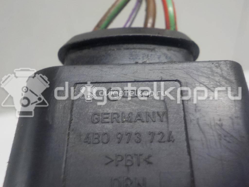 Фото Разъем  4b0973724 для audi A8 [4H] {forloop.counter}}