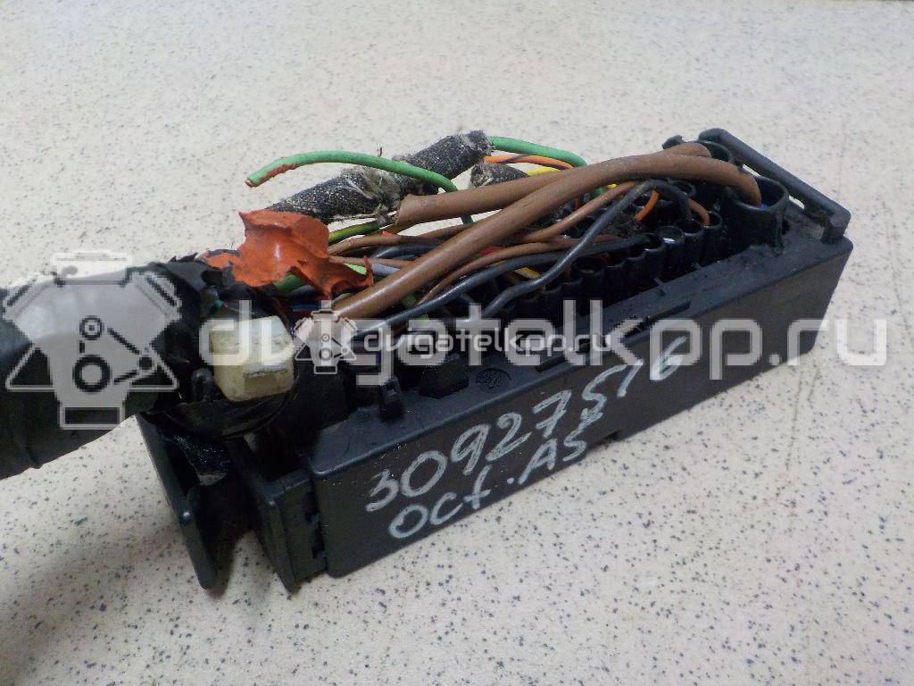 Фото Разъем  7l0973047 для audi A2 [8Z0] {forloop.counter}}