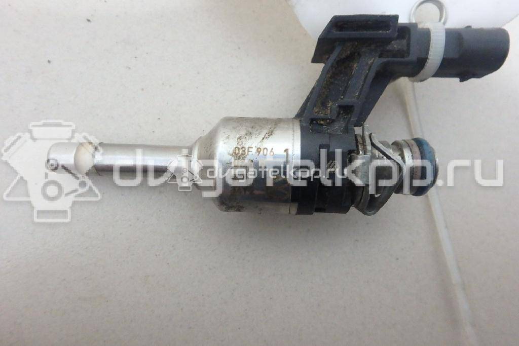 Фото Форсунка инжекторная электрическая  03F906036B для Seat Ibiza / Leon / Toledo / Altea {forloop.counter}}