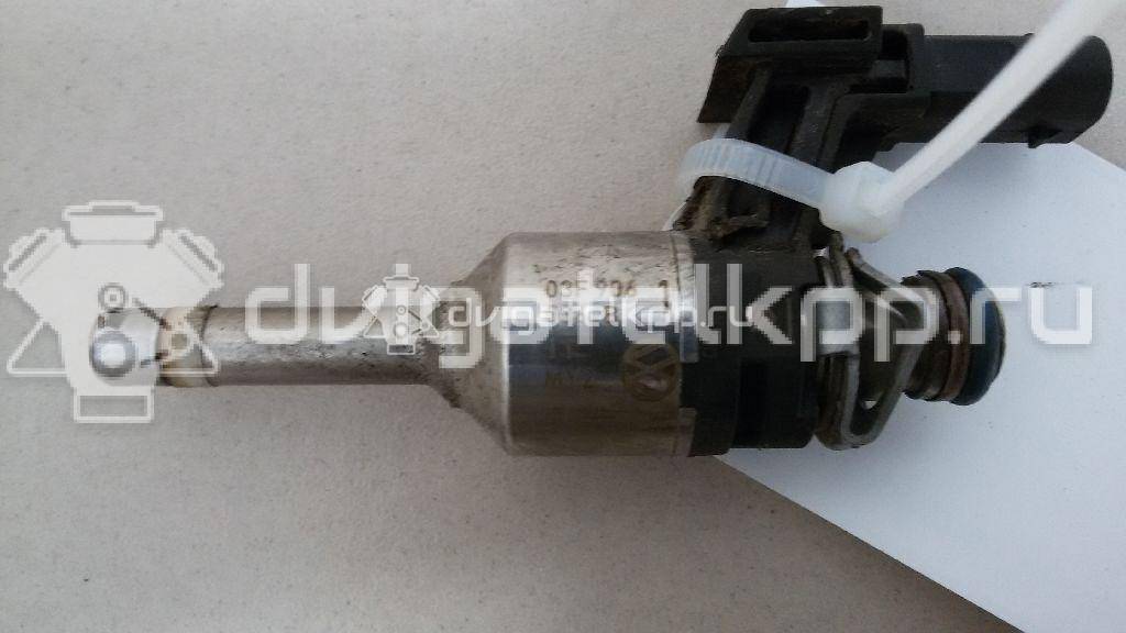 Фото Форсунка инжекторная электрическая  03F906036B для Seat Ibiza / Leon / Toledo / Altea {forloop.counter}}