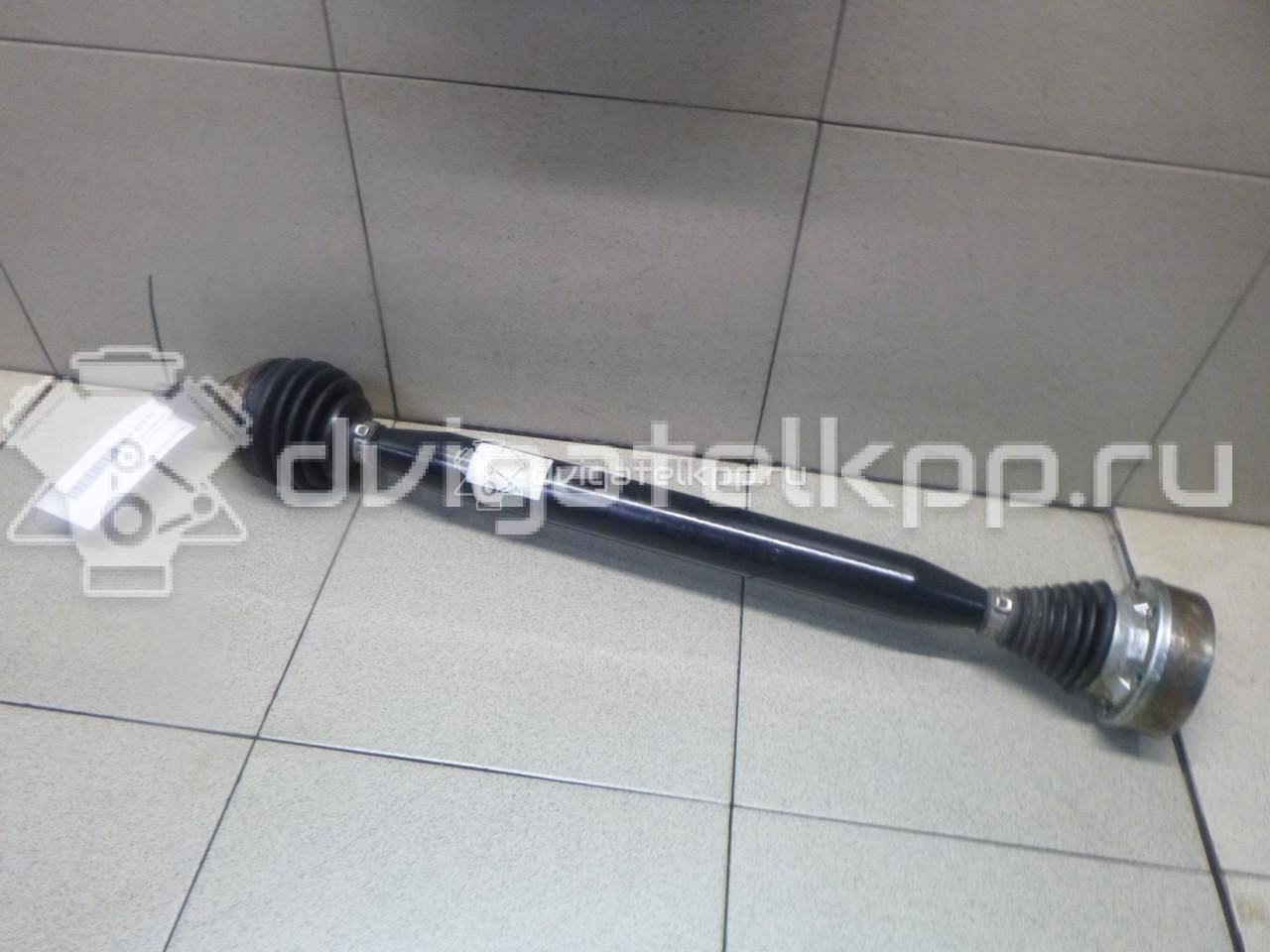 Фото Полуось передняя правая  6R0407762K для skoda Fabia {forloop.counter}}