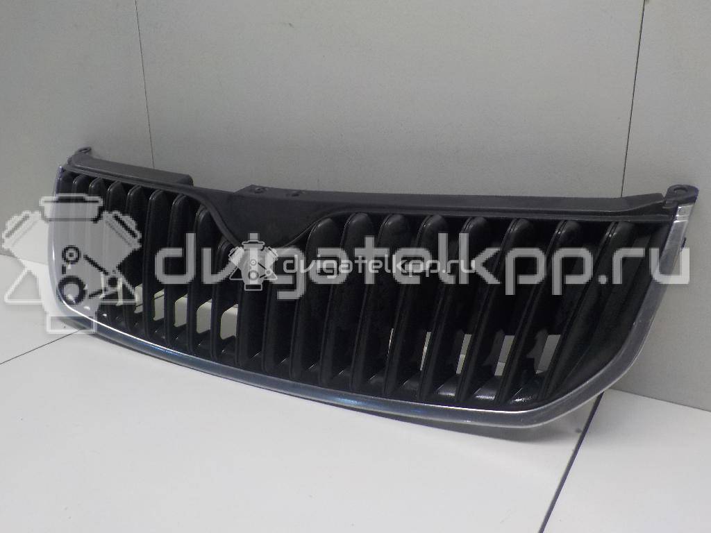 Фото Решетка радиатора  3T0853668A для Skoda Superb {forloop.counter}}