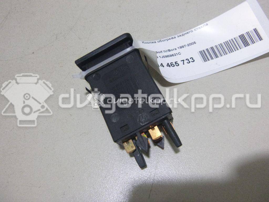 Фото Кнопка обогрева заднего стекла  1J0959621C для Volkswagen Bora / Golf {forloop.counter}}