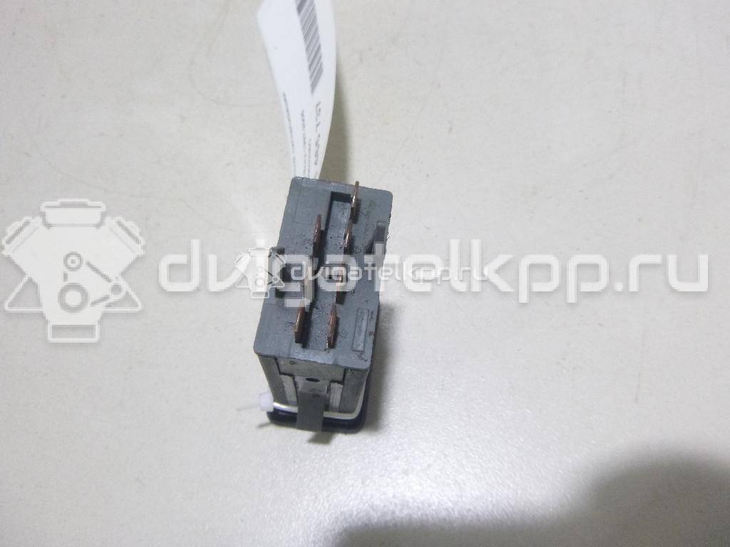 Фото Кнопка аварийной сигнализации  1J0953235C для Volkswagen Bora / Golf {forloop.counter}}