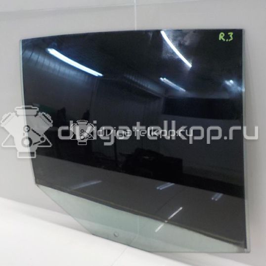 Фото Стекло двери задней правой  1K6845026B для Volkswagen Golf