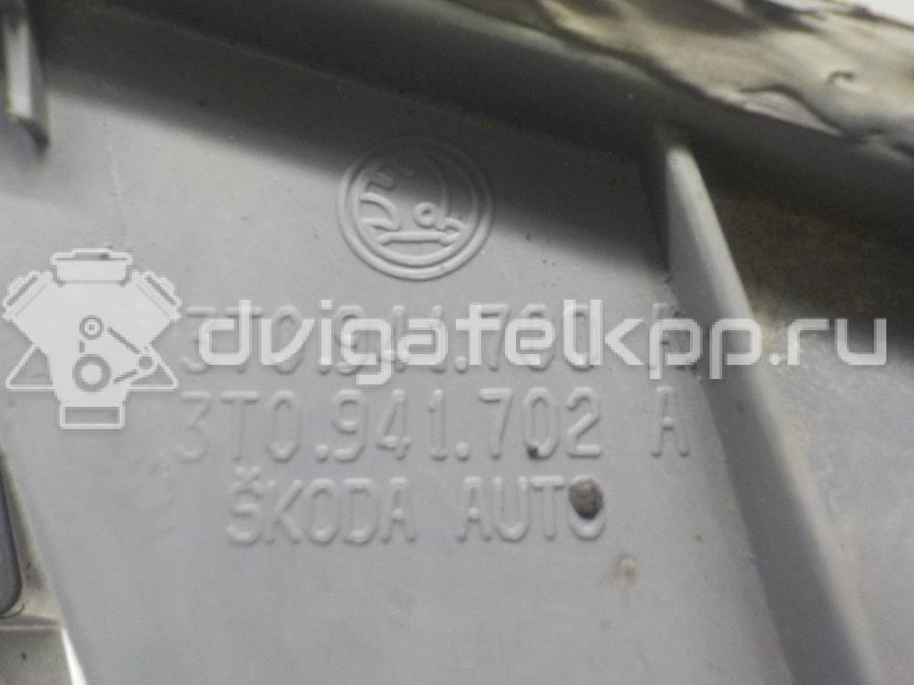 Фото Фара противотуманная правая  3T0941702A для Skoda Superb {forloop.counter}}