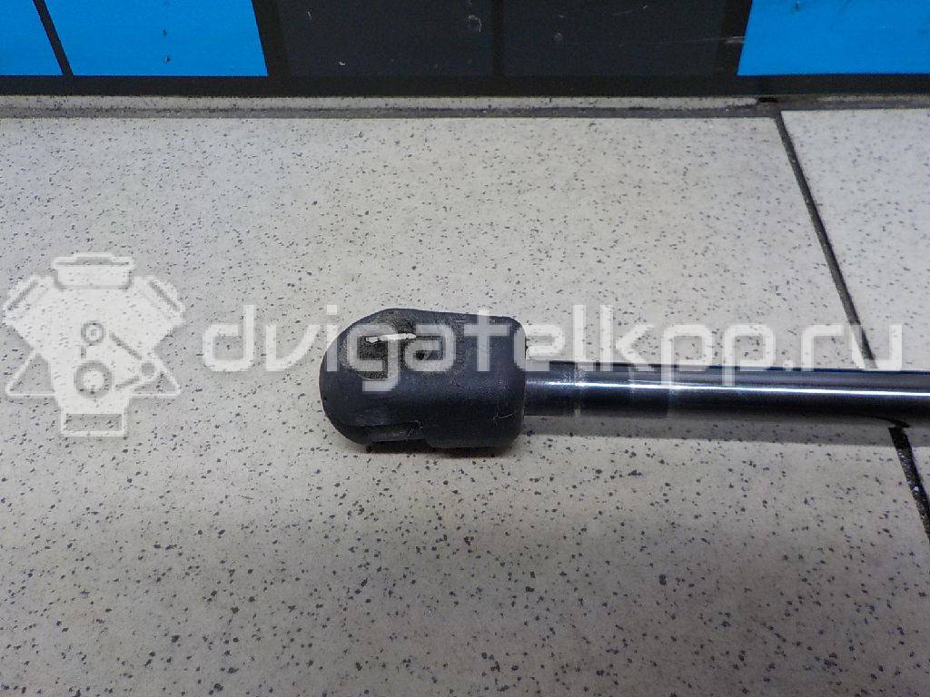 Фото Амортизатор двери багажника  24463829 для Opel Astra / Zafira {forloop.counter}}