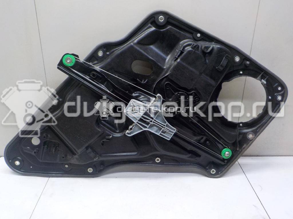 Фото Стеклоподъемник электр. задний правый  5N0839462A для Volkswagen Tiguan {forloop.counter}}