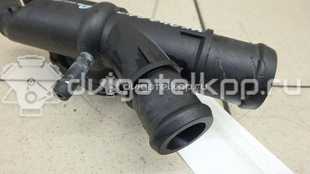 Фото Фланец двигателя системы охлаждения  03l121132q для audi A3 [8PA] Sportback {forloop.counter}}