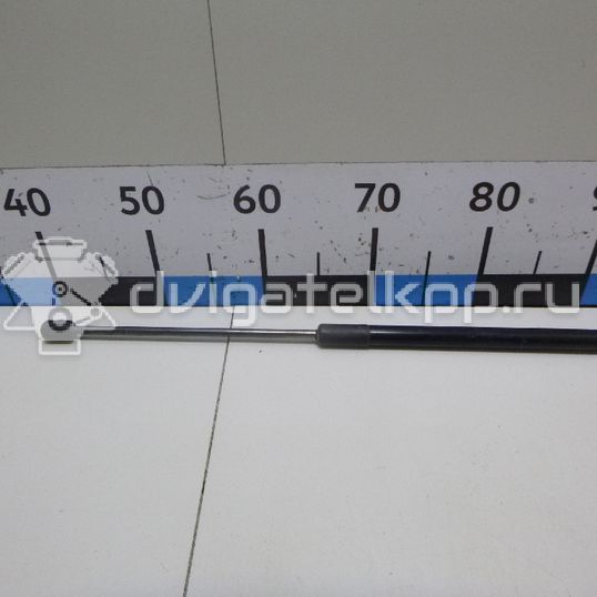 Фото Амортизатор двери багажника  8200735264 для Renault Sandero Stepway / Logan