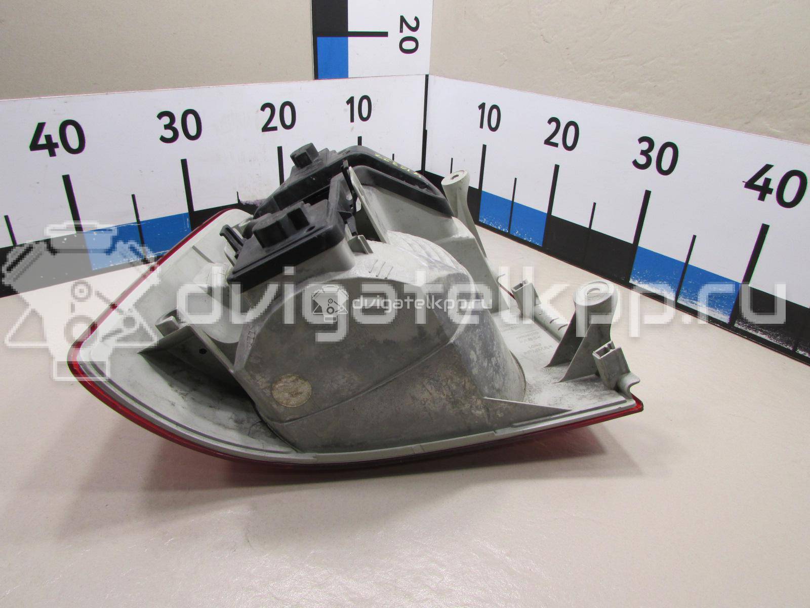 Фото Фонарь задний правый  1T0945096F для Volkswagen Touran {forloop.counter}}