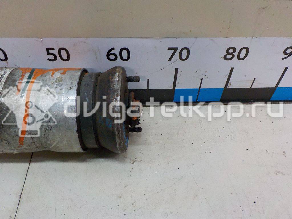 Фото Амортизатор передний  LR052867 для Land Rover Range Rover {forloop.counter}}