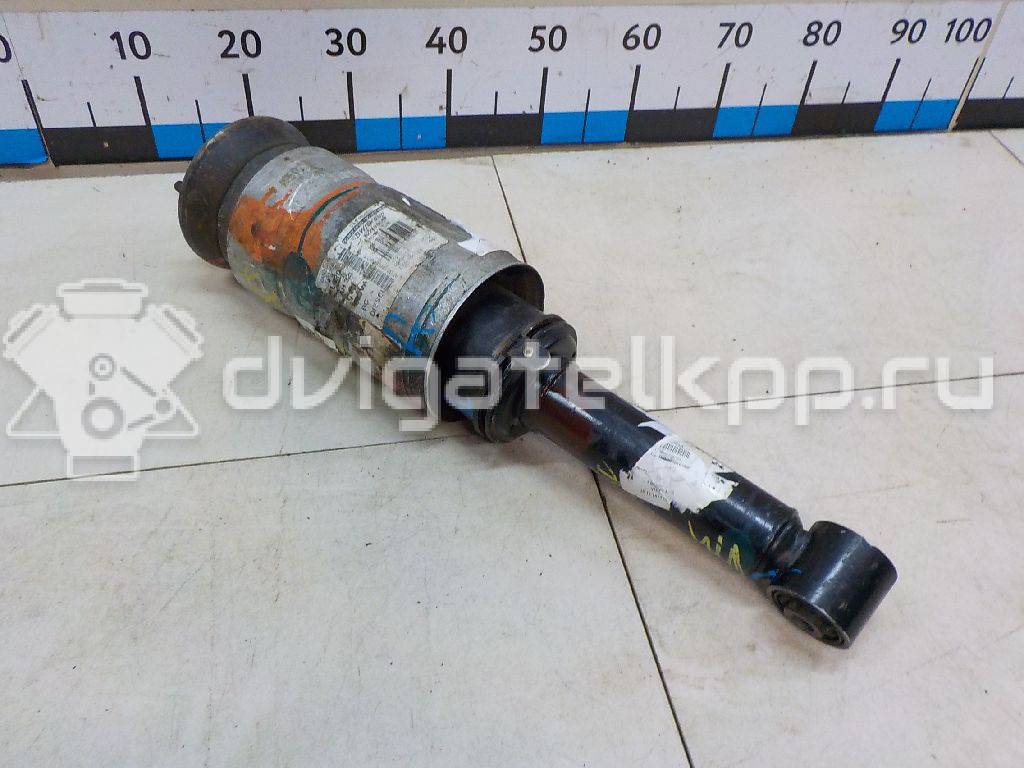 Фото Амортизатор передний  LR052867 для Land Rover Range Rover {forloop.counter}}