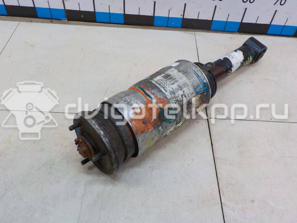 Фото Амортизатор передний  LR052867 для Land Rover Range Rover {forloop.counter}}