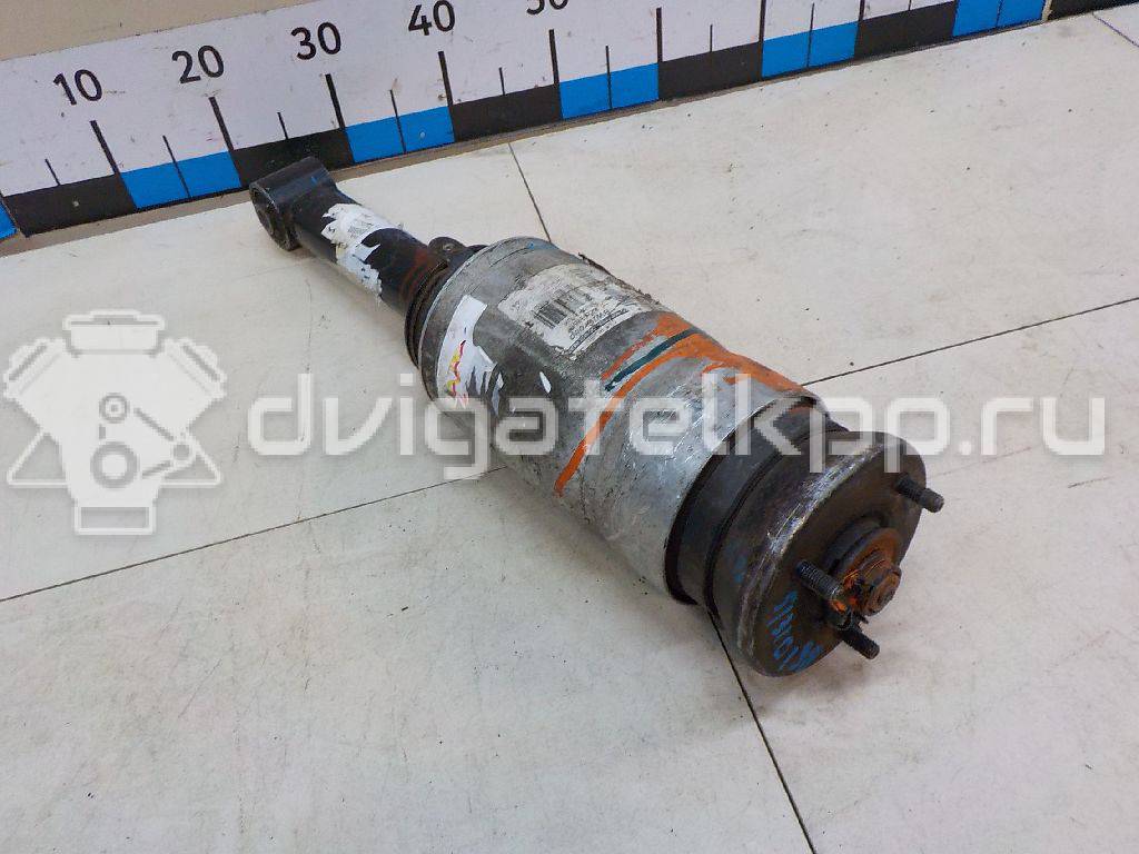 Фото Амортизатор передний  LR052867 для Land Rover Range Rover {forloop.counter}}