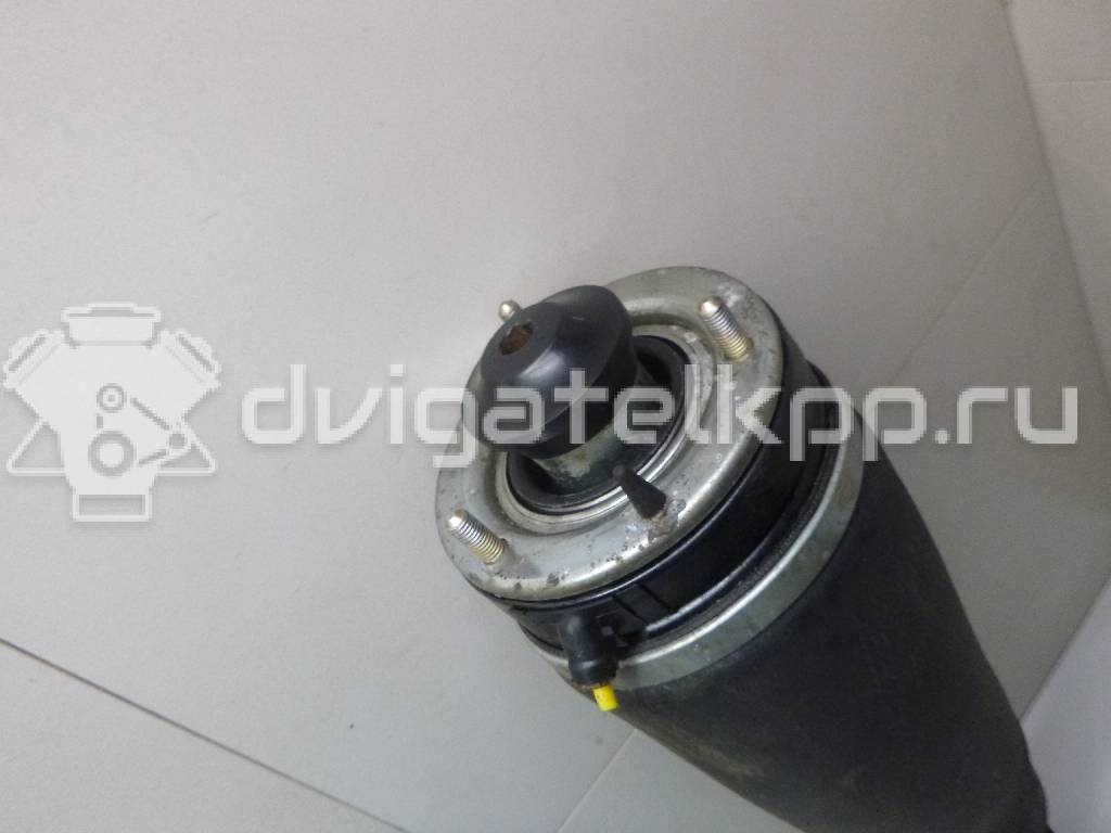 Фото Амортизатор передний правый  RNB500540 для Land Rover Range Rover {forloop.counter}}