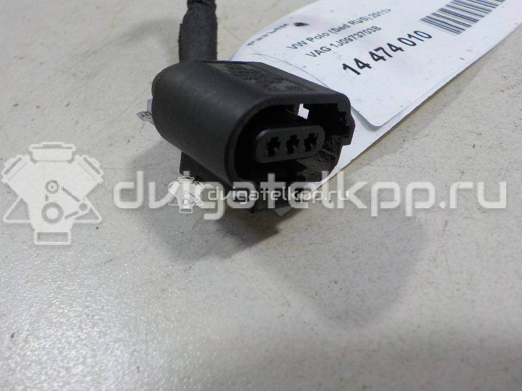 Фото Разъем  1J0973703B для vw Touran {forloop.counter}}